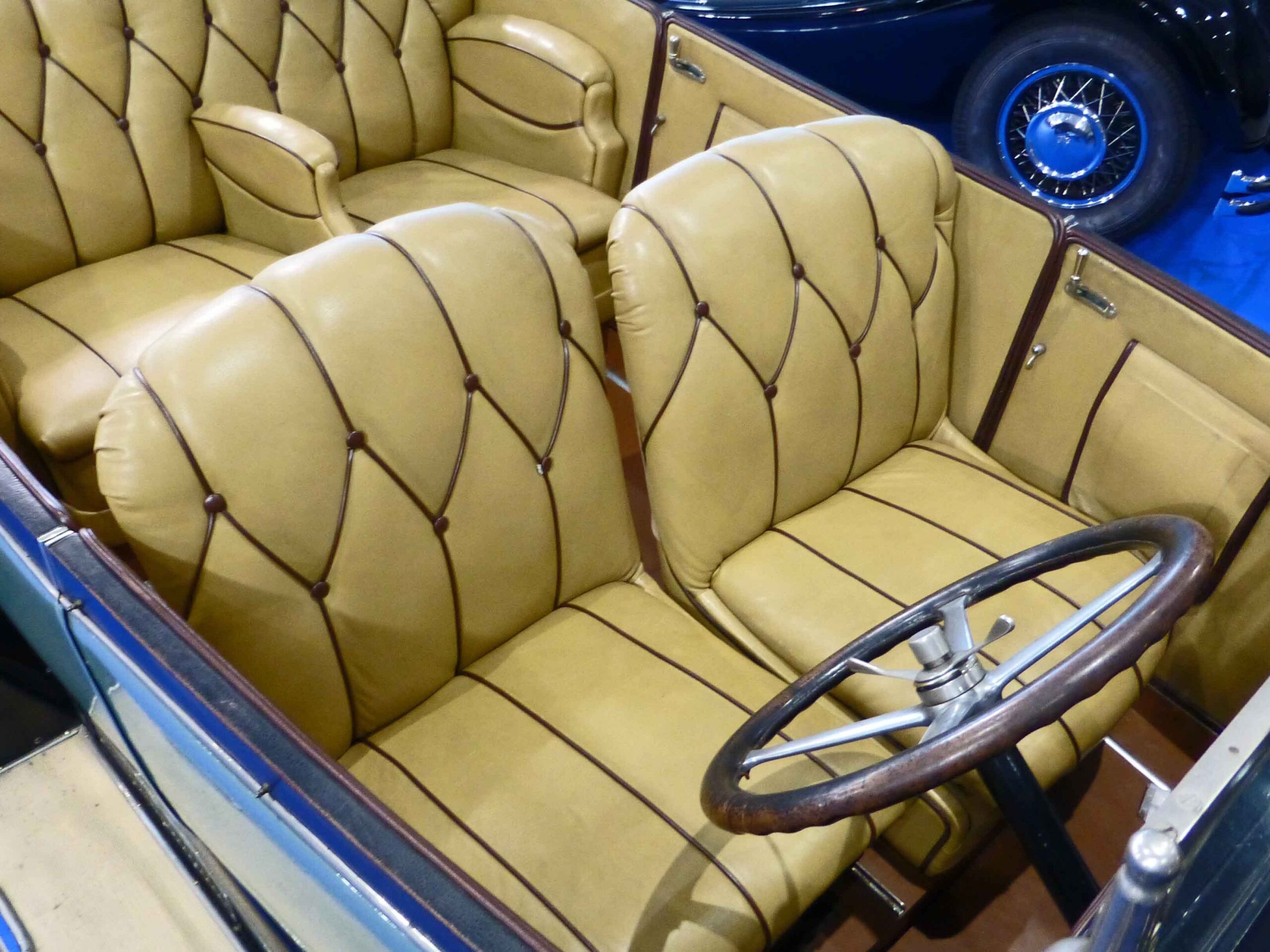 auto_oldtimer_polster_04