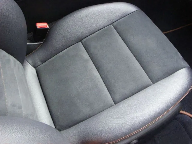Alcantara autóülés impregnálása – Colourlock textil impregnáló